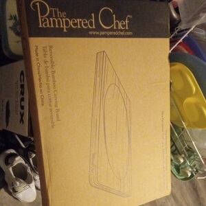 The Pampered Chef Reversible Bamboo Cutting Board - Brown